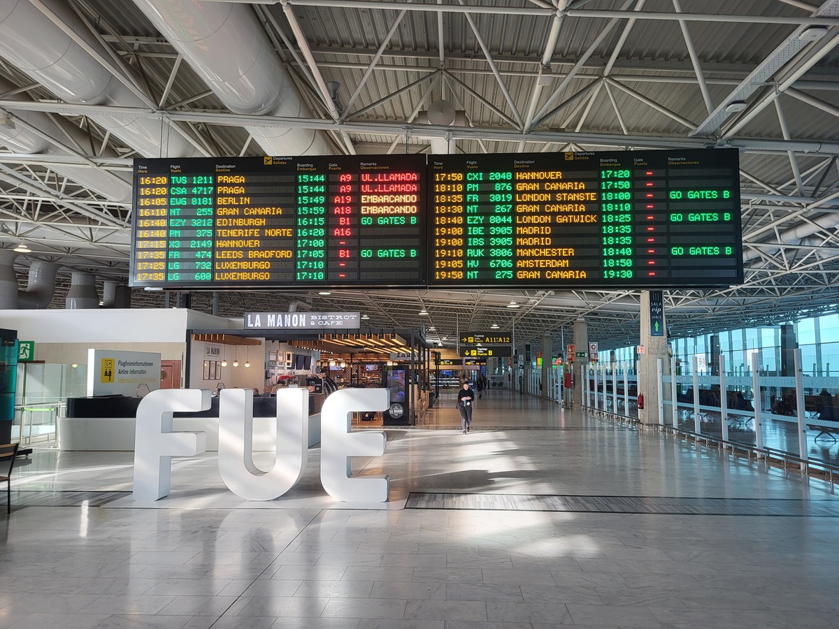 pierwszy raz na lotnisku – odprawa i kontrola krok po kroku