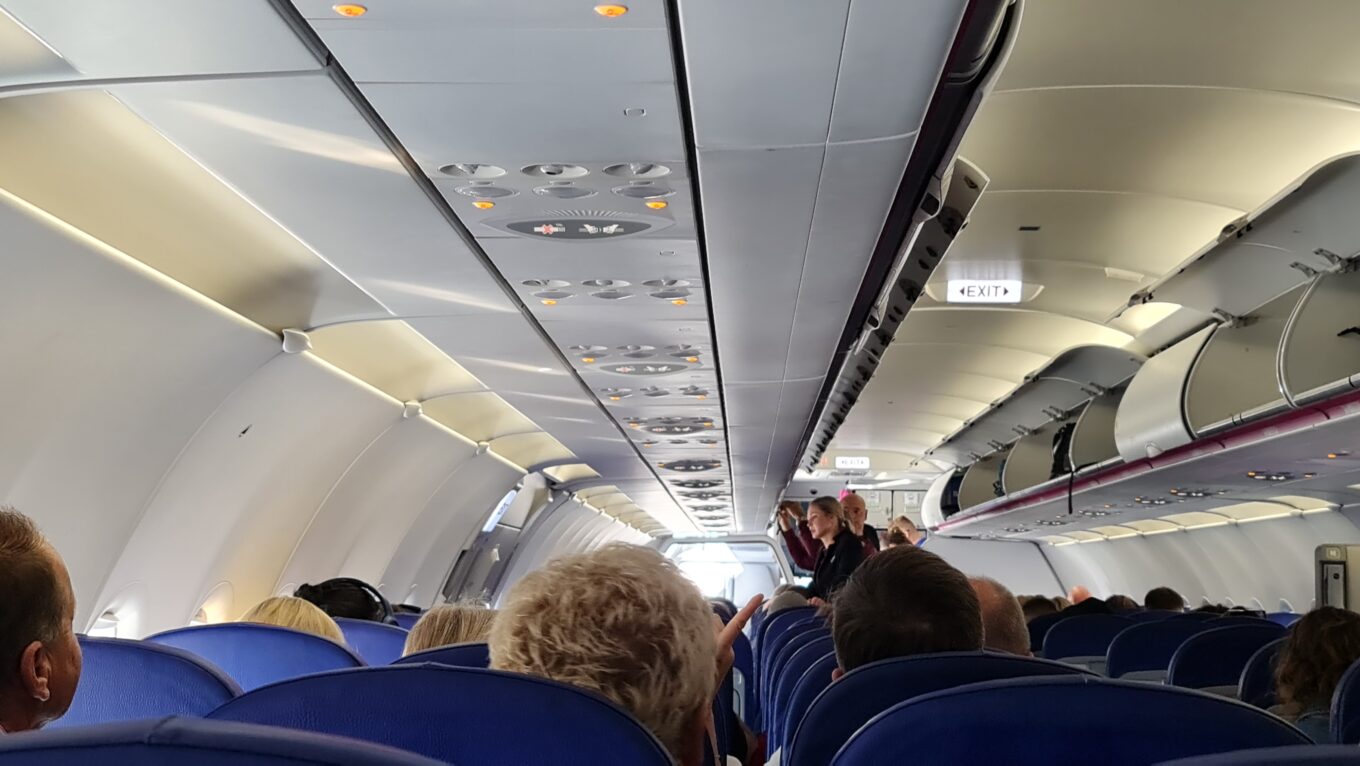 kabina pasażerska podczas boardingu