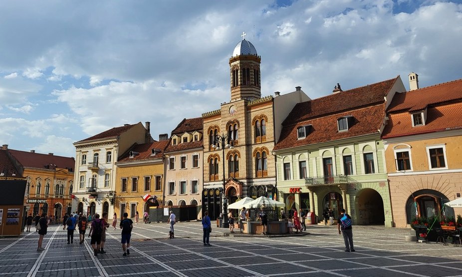 loty do Braszowa z Katowic