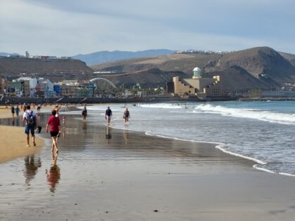 Turyści ofiarami złodziei na Kanarach – Teneryfa, Fuerteventura i Gran Canaria