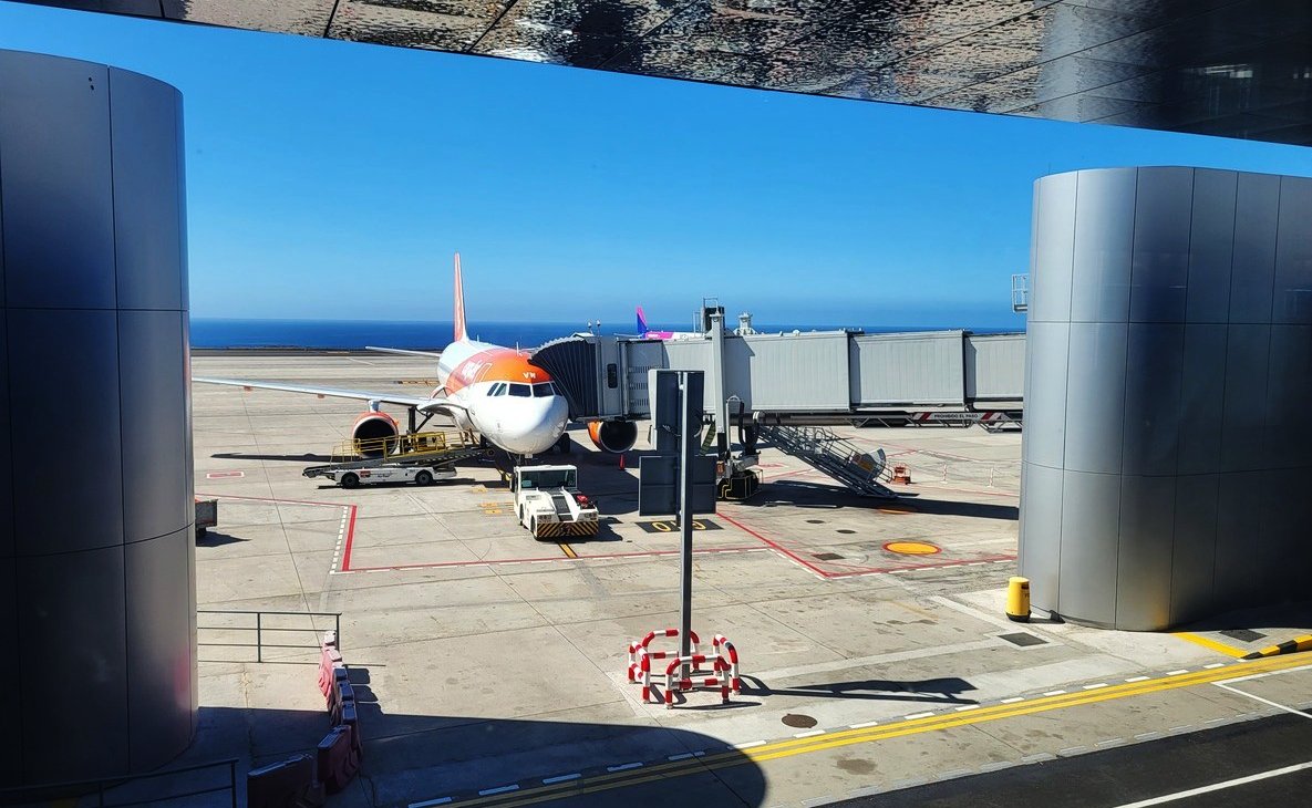 Itaka zawiesza wycieczki do 14 krajów po wstrzymaniu lotów przez Dubaj i Dohę