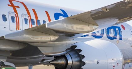 Bójka pilotów w kokpicie – fragment samolotu Flydubai typu Boeing 737 MAX