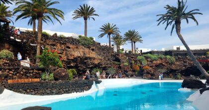 Lanzarote na wakacje – Jameos del Agua zaprojektowane przez Césara Manrique